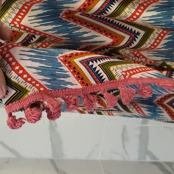 Lakhays wrap skirt with built in shorts, BOHO Beach, size small Aztec Tribal - Picture 5 of 10